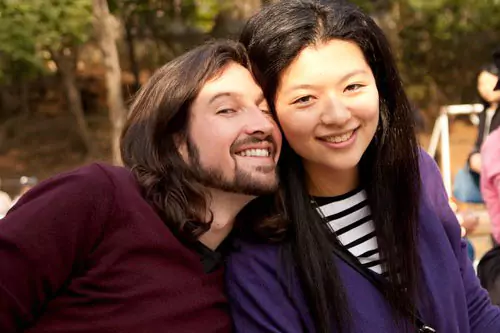 アニメが日本人の人間関係に与える影響