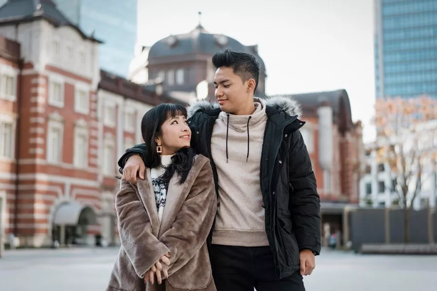 海外で恋人を探している日本人女性