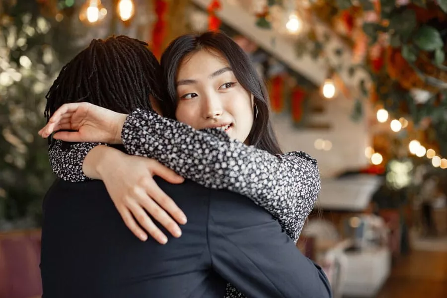 結婚相手となる外国人男性と安全に出会う方法