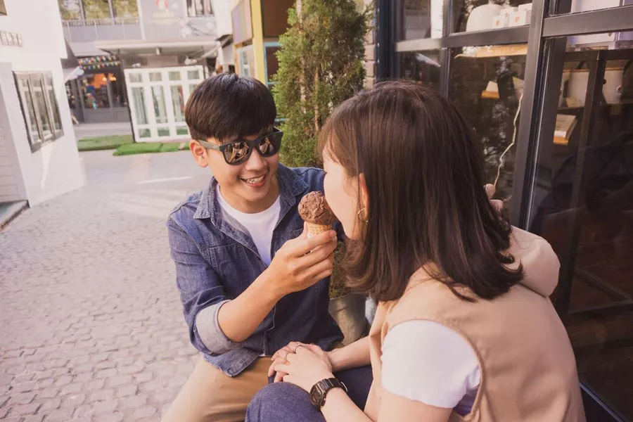 国際結婚を求めるカップルの共通の価値観を深める